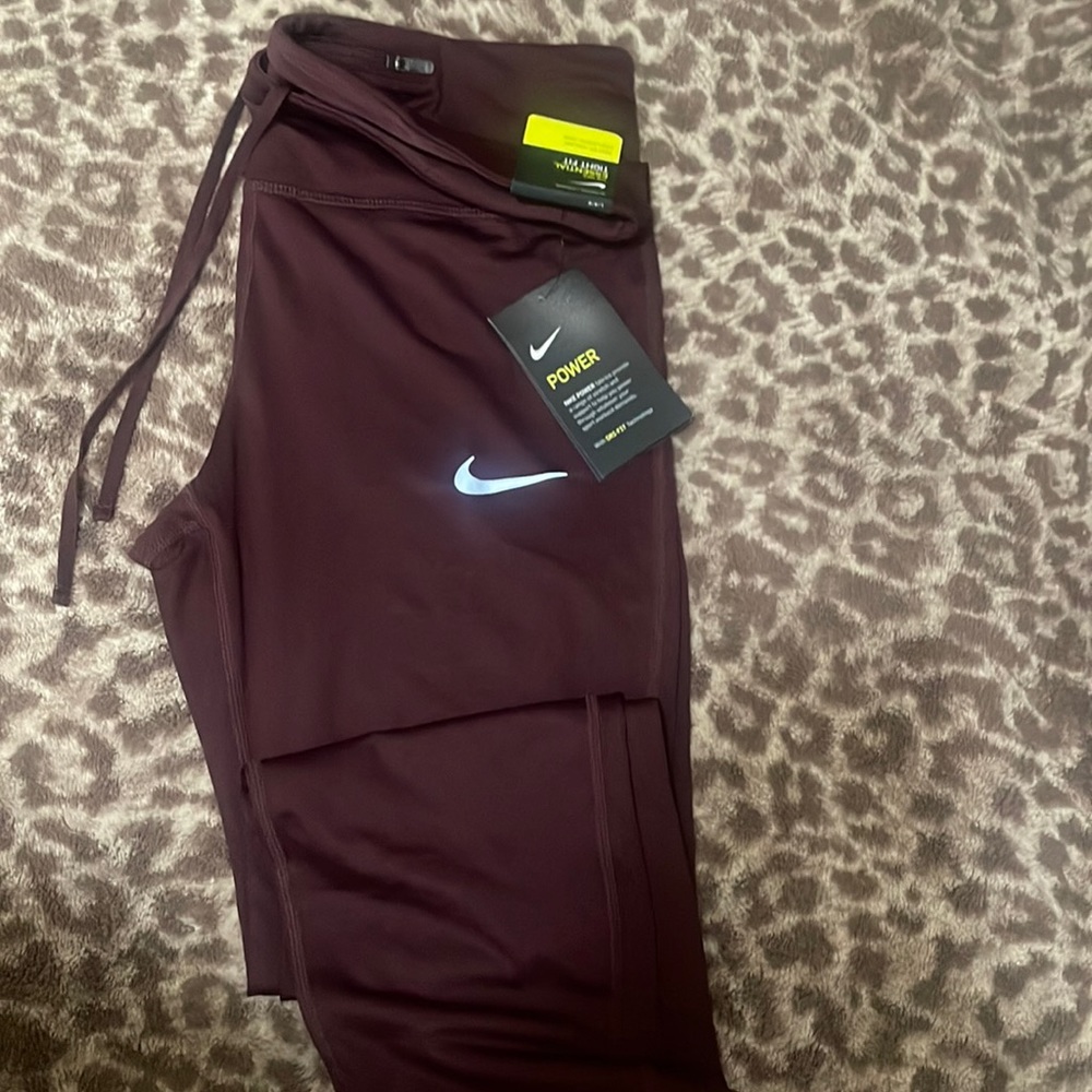 Brand new Nike leggings crop